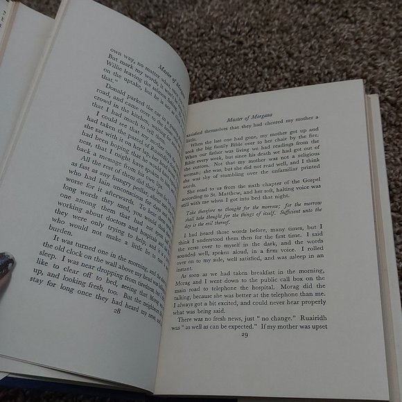 Vintage Master of Morgana Novel - Picture 3 of 3
